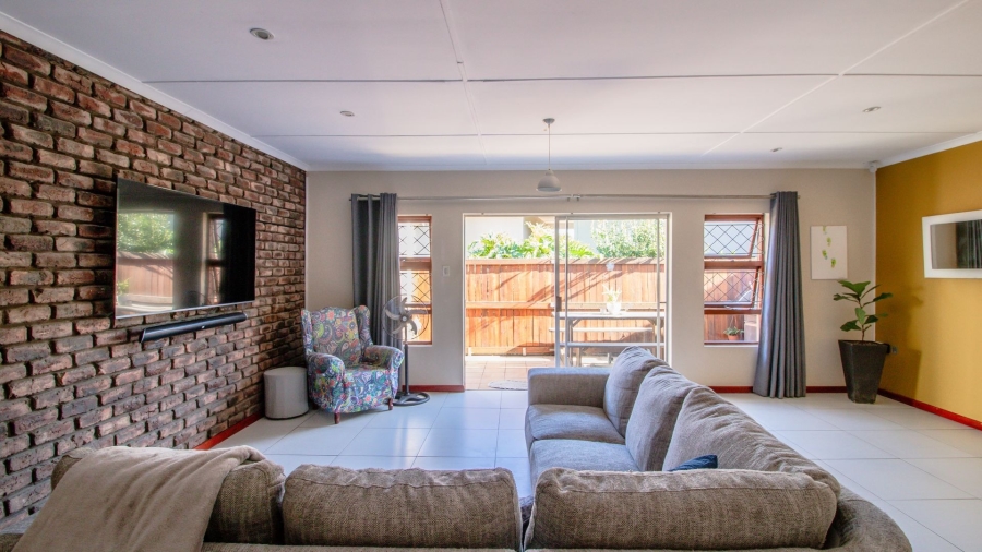 3 Bedroom Property for Sale in Bonza Bay Eastern Cape